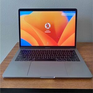Apple MacBook Pro - Sleek Gray (free)